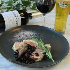 ラム肉のグリエ～自家製ブルーベリーソース～