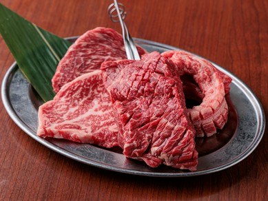 イチオシ部位満載『名物四種盛り』