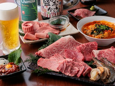 【焼肉力丸】自慢の和牛を堪能する『特選和牛コース』