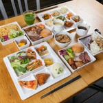 「埼玉S級グルメ」認定表彰の手作り創作料理が、平日ランチタイムは【最長4時間食べ放題】です！