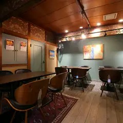 黒毛和牛の創作料理が評判！皆が大満足の宴会を企画できる