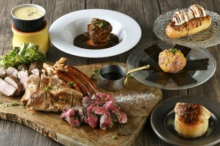 九州産和牛などの極上肉、新鮮野菜、高級食材で多彩な皿を紡ぐ