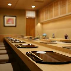 人生のお祝い事だからこそ選びたい、特別な時間をくれる鮨店