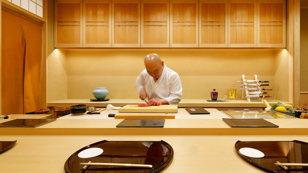 オシャレな空間とこだわりの鮨で、二人だけの物語を紡ぐ