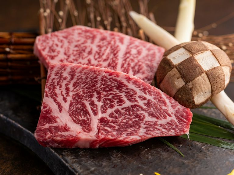 高級焼肉デート、記念日ディナーにぴったりの美味にひたれる