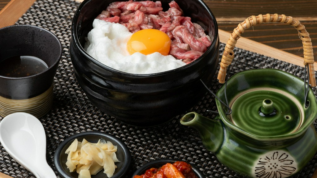 ユッケ風和牛雲海丼