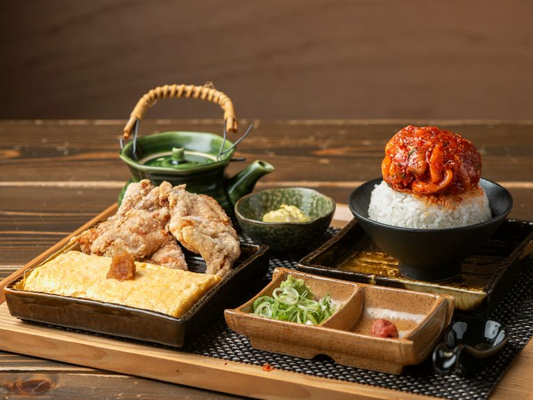 出汁卵と唐揚げ