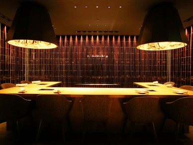 こだわり抜いたスタイリッシュな空間と、最上級のサービスを堪能