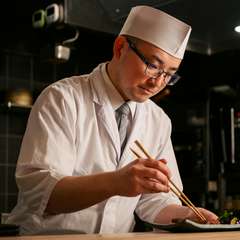 料理長　杉原徹也