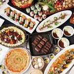 4月のタイムサービスメニュー1品目はマグロのグリルのニソワーズサラダです。
マグロのグリル・ボイルエッグ・ポテト・ライプオリーブ・トマト・アンショア・さやいんげん等をガラスボウルで和えてご提供します。