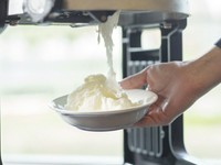 まだまだ暑い夏にぴったりな、かき氷をご用意。
口の中でとろけるような食感をご堪能ください。

※なくなり次第予告なく終了いたします。あらかじめご了承ください。