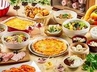 このレストランだからこそ味わうことができる、アレンジメニューをご用意。旅行気分と新たな食の再発見をお楽しみいただけます。
※メニューは仕入れの状況により変更となる場合がございます。予めご了承下さい。