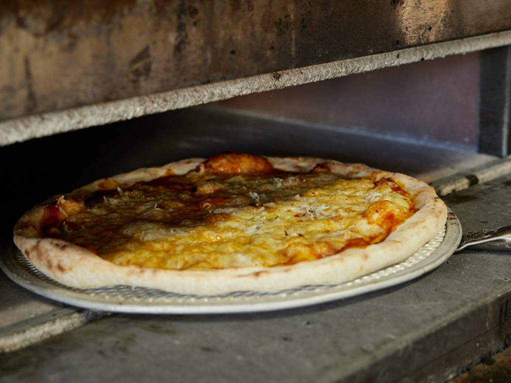 料理人のこだわり・技術を間近で体感できるライブキッチン