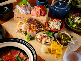 旬を活かした当店自慢の特製土鍋飯が主役のコース。

※飲み放題は含まれておりません。