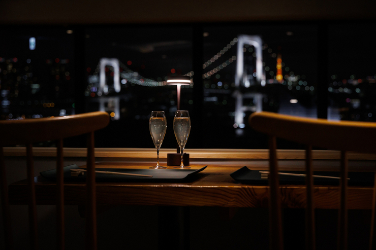 【圣诞限定怀石料理 18:00-19:30】日式与西式融合的特别套餐：金目鲷、津轻鸭、海胆烩饭