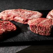 北淡路の農場から半頭買いしている神戸牛、実家の鮮魚店から仕入れた極上の魚、野菜は同年代で、食で地元を活性化させようという志を同じくする郡山の鈴木農場からと、深い絆のある生産者からの食材を使います。