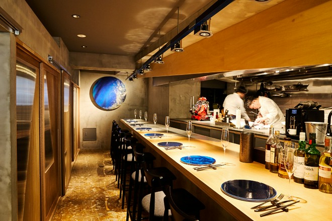 カウンター席がある