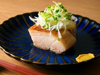 口の中いっぱいに、だしの旨みがふんわり広がる『おでん屋さんの豚角煮』