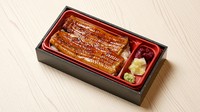 太丸鰻半尾・お漬物・山葵・追いだれ
※デリバリーサービスは価格が異なります