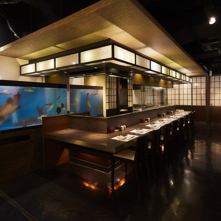 博多駅から歩いて1分の隠れ家海鮮居酒屋