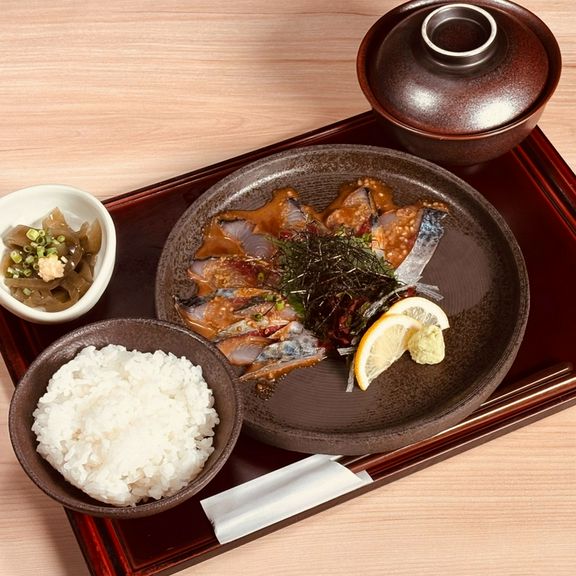ゴマサバ御膳（生or炙り）