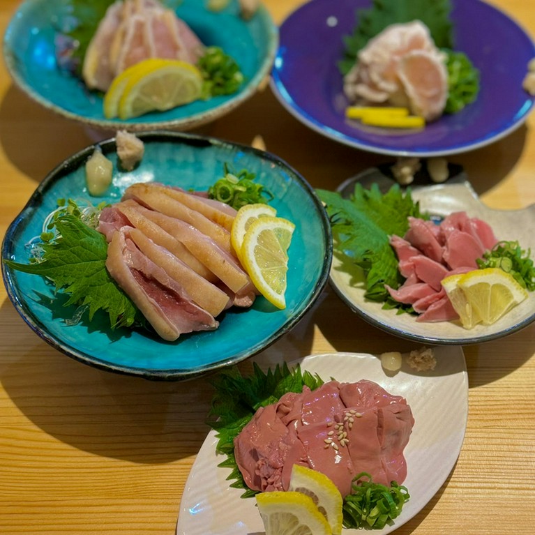 勢揃い！　はれのひ5大鶏料理　各種