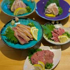 勢揃い！　はれのひ5大鶏料理　各種