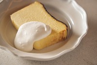 じっくり火入れしたさつまいもの甘さをプラス。『バスクチーズケーキ／シャンティ／ブランデー』