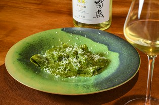 本場のさながらに表現した郷土料理『ジェノベーゼパスタ』