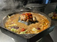 旨！辛！尾崎牛の牛骨スープをベースに18種のスパイスが効いた旨辛な「麻辣（マーラー）スープ」