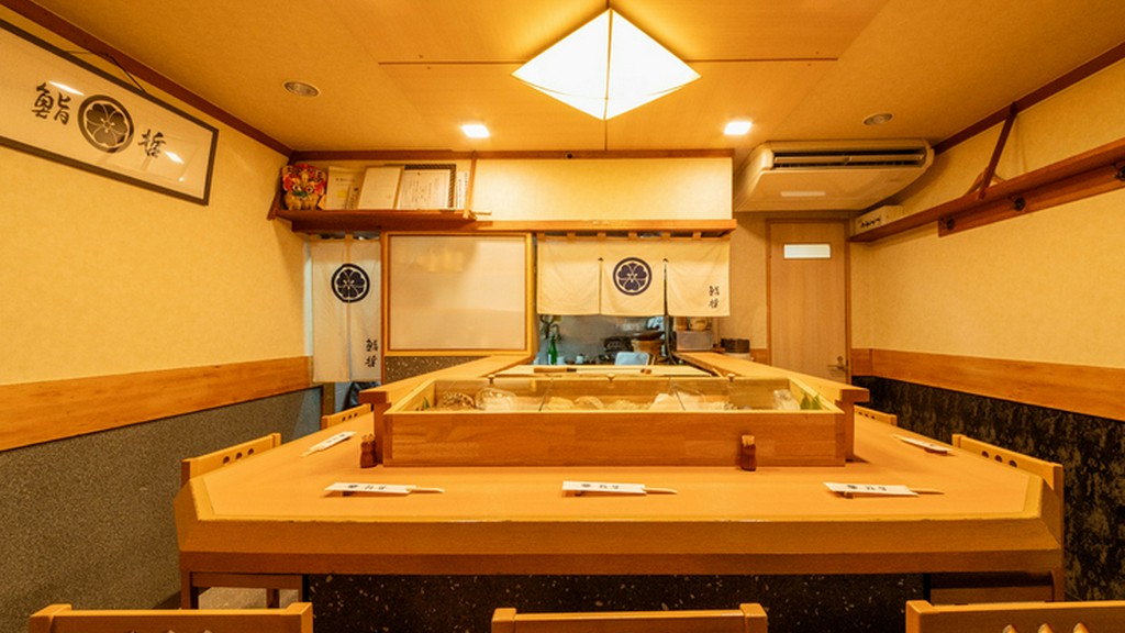 職人の技と情熱が詰まった寿司を味わえる大切な席をセッティング