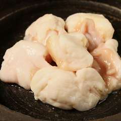知床牛かねうしホルモン