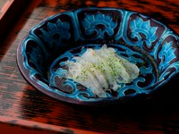 熟成で旨みを引き出し、繊細に仕立てた『向付（お造り）』