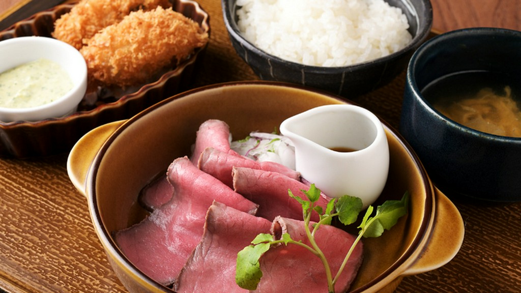 シンプルながらも工夫された定食で、食事を楽しめる『［選べる］あいち牛のローストビーフ定食』