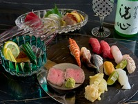 『おまかせコース』に日本酒ペアリングをセットしたコースを用意。寿司と肴に合う絶妙なペアリングを堪能できます。写真はイメージ。
※詳細は「コース」ページをご覧ください。
