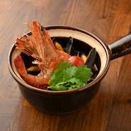 TOM YAM KUNG -HOT AND SOUR SHRIMP SOUP 「海老と湘南 井出農園トマトの辛くて酸っぱいスープ 」
