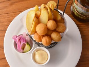 Zahaidoeikitchinshiba