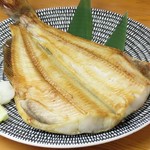 青森市場直送の旨味と脂がたんまり乗ったホッケです！東京ではなかなか食べれない味に多くの方に絶賛していただいております！酒組にお越しの際は、是非1度はご賞味ください！