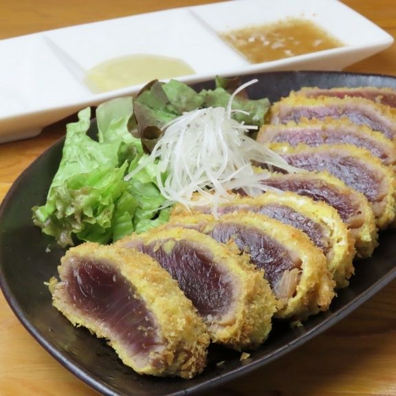 酒組名物　マグロのレアカツ（2〜3人前）