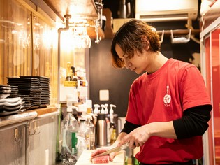 食事のおいしさと共に、心温まるサービスで思い出に残る時間を