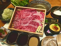 特選のしまね和牛です。口に入れるとやわらかさと旨みが際立ちさらっとした脂はしつこさを感じさせません。