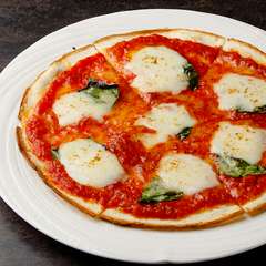 ピッツァ　マルゲリータ