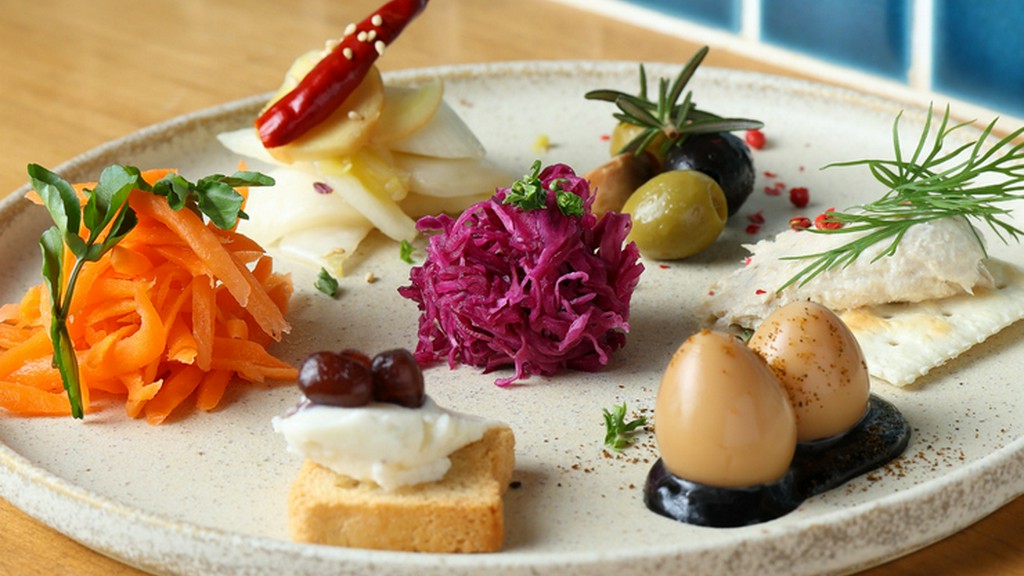 地元＆世界の上質食材で紡ぐ、季節感あふれる創作料理が充実