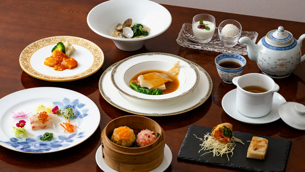 その時期ならではの食材を取り入れたコース料理