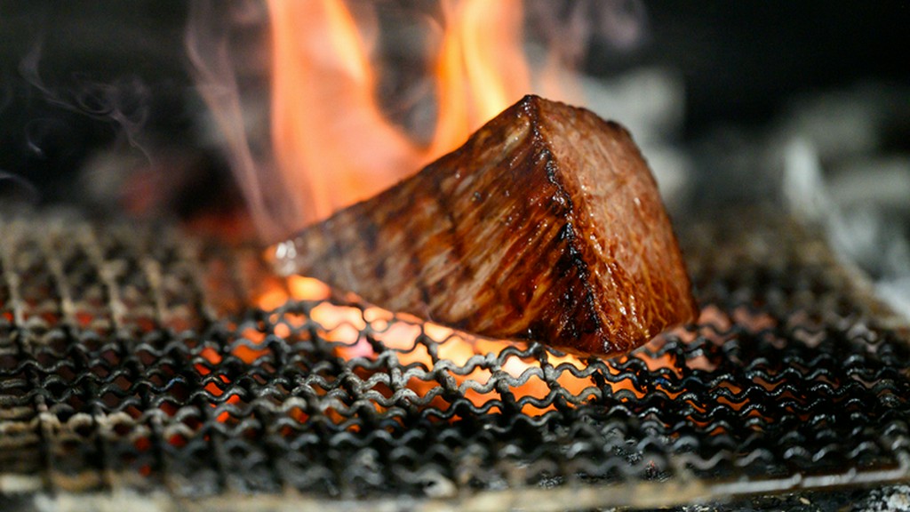 五感を刺激する、石窯から漂う薪火の香り