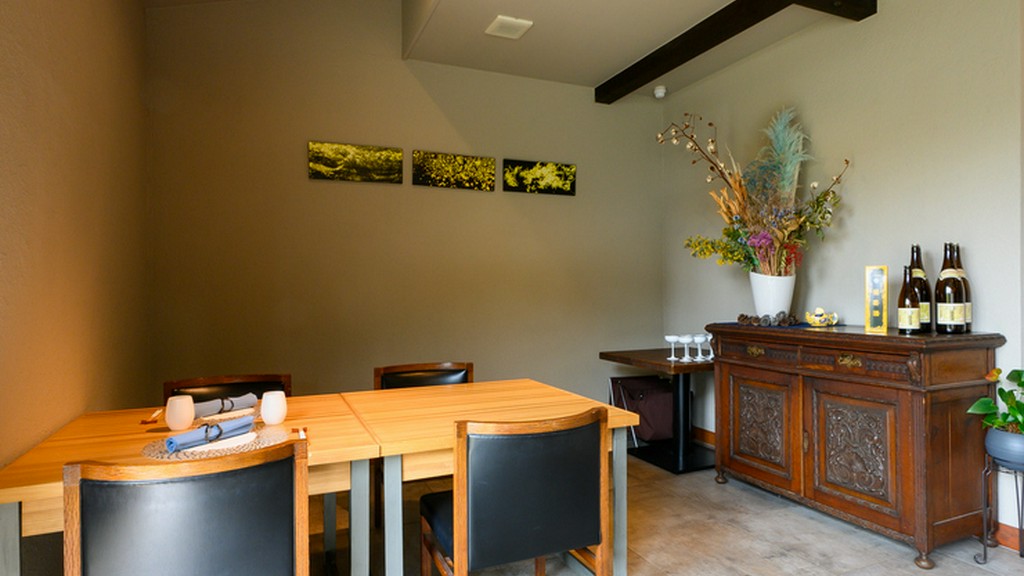 コンセプトは、福井を「知って」食する、“地産「知」消”