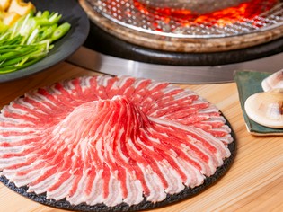 梅山豚、だし、有機野菜や希少キノコなど、全食材が逸品揃い