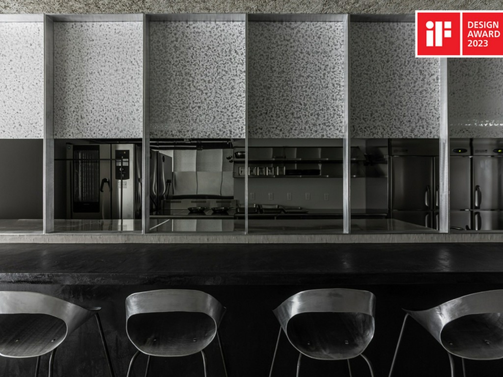 和を感じる無機質で上質な空間