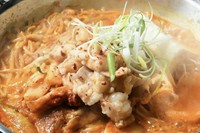 韓国鍋といえばコレで決まり！！
＜テッチャン／豆腐／鍋野菜＞
