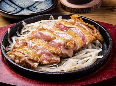 ［鮮度抜群］京赤地鶏のレアチキンステーキ